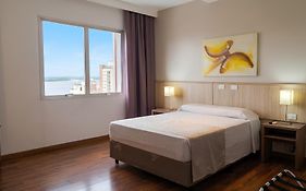 Nacional Inn Porto Alegre - próximo ao Complexo Santa Casa e UFRGS